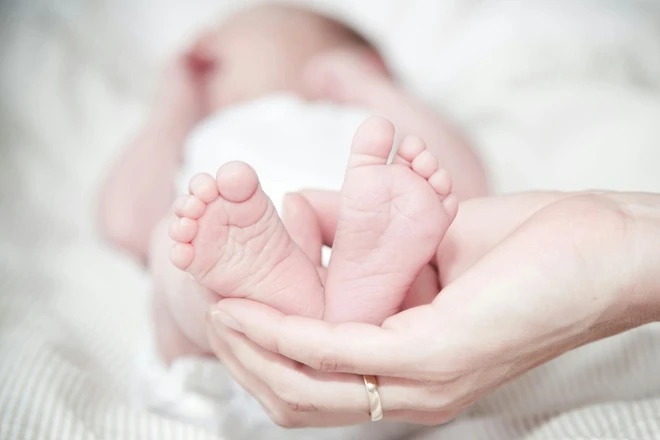 Em bé chào đời với một đặc điểm lạ khiến bác sĩ bất ngờ