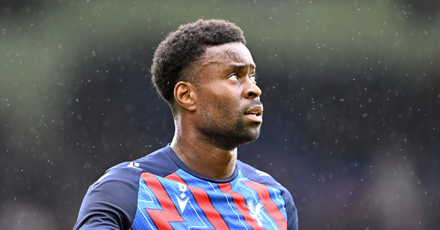 Trung vệ tuyển Anh nổi giận