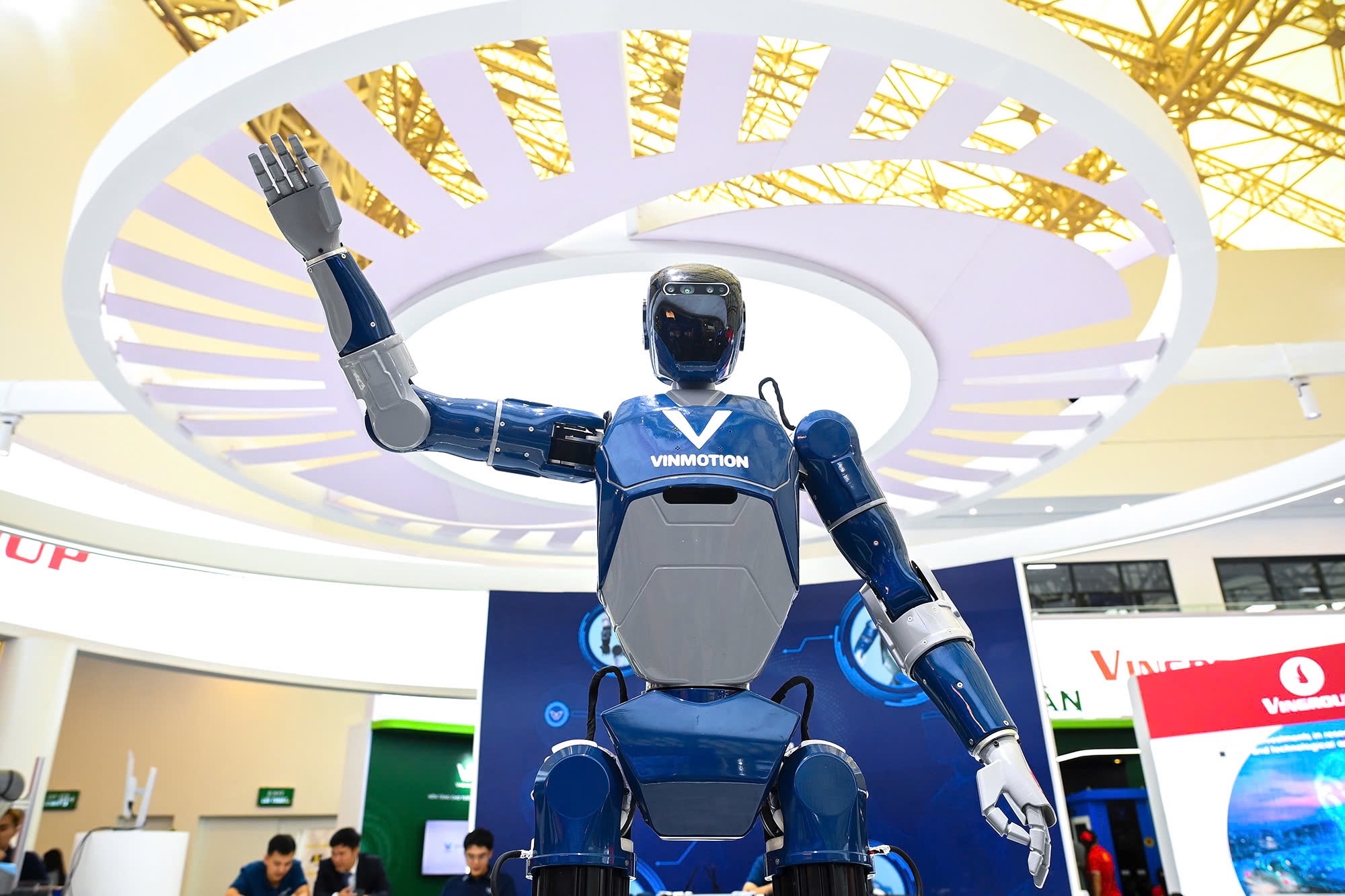 Robot, khí tài và các thành tựu công nghệ Việt tại Triển lãm 2/9