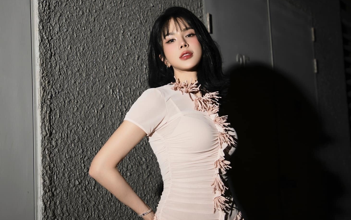 Diệp Lâm Anh khác lạ