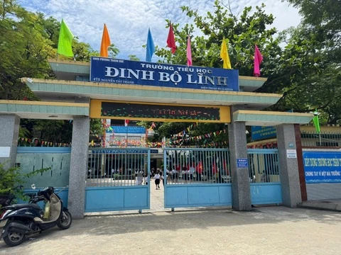 Phụ huynh bức xúc vì con học bán trú phải ăn ngủ 'ké' lớp khác