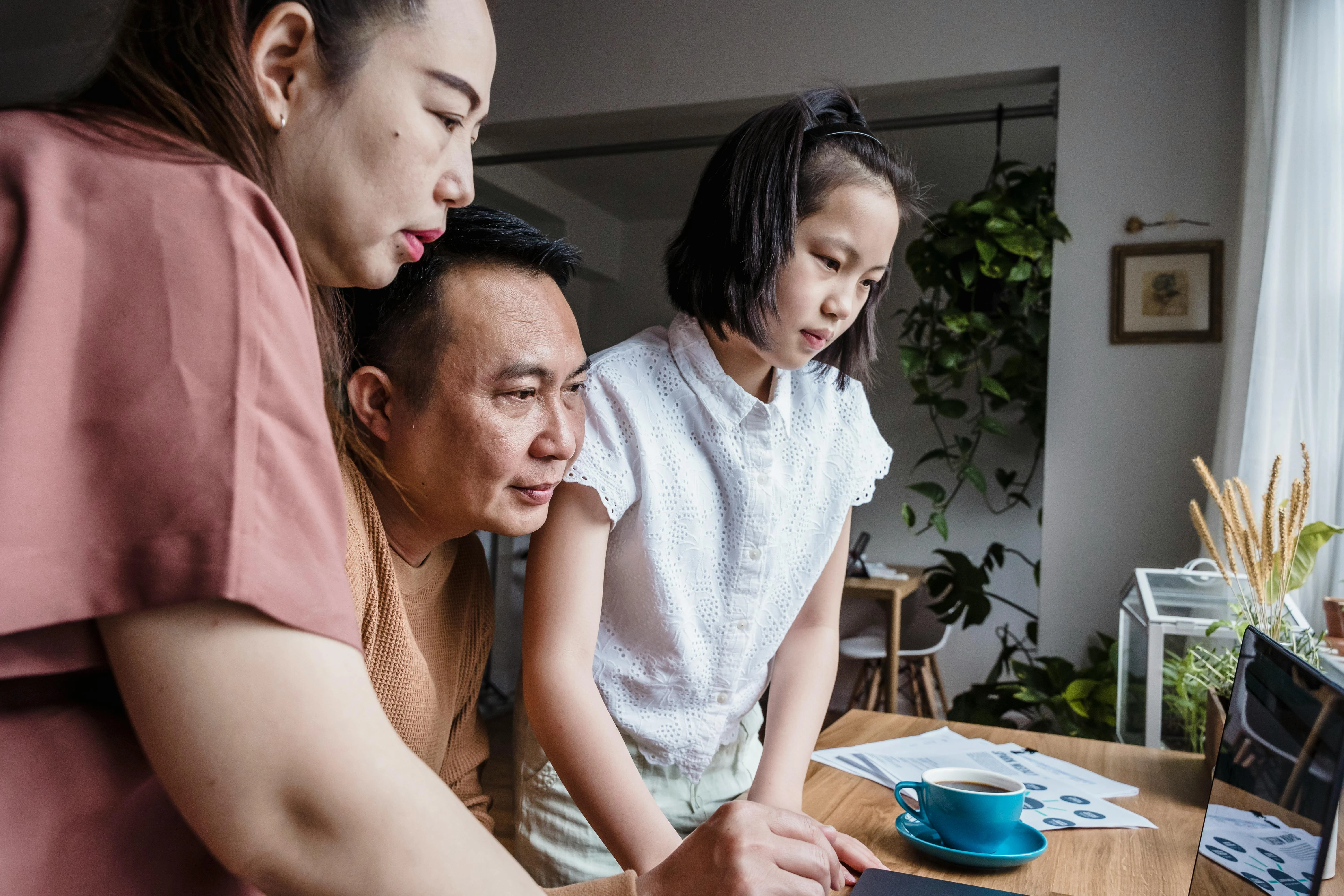 5 điều cần cân nhắc trước khi thuê gia sư cho con