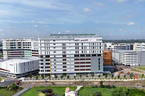 Một đại học ở TP.HCM công khai thu nhập của lãnh đạo, giảng viên