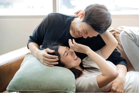 Điều nên làm giúp 'chuyện ấy' thăng hoa và bền bỉ hơn