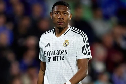 Chủ tịch Perez bất lực với Alaba