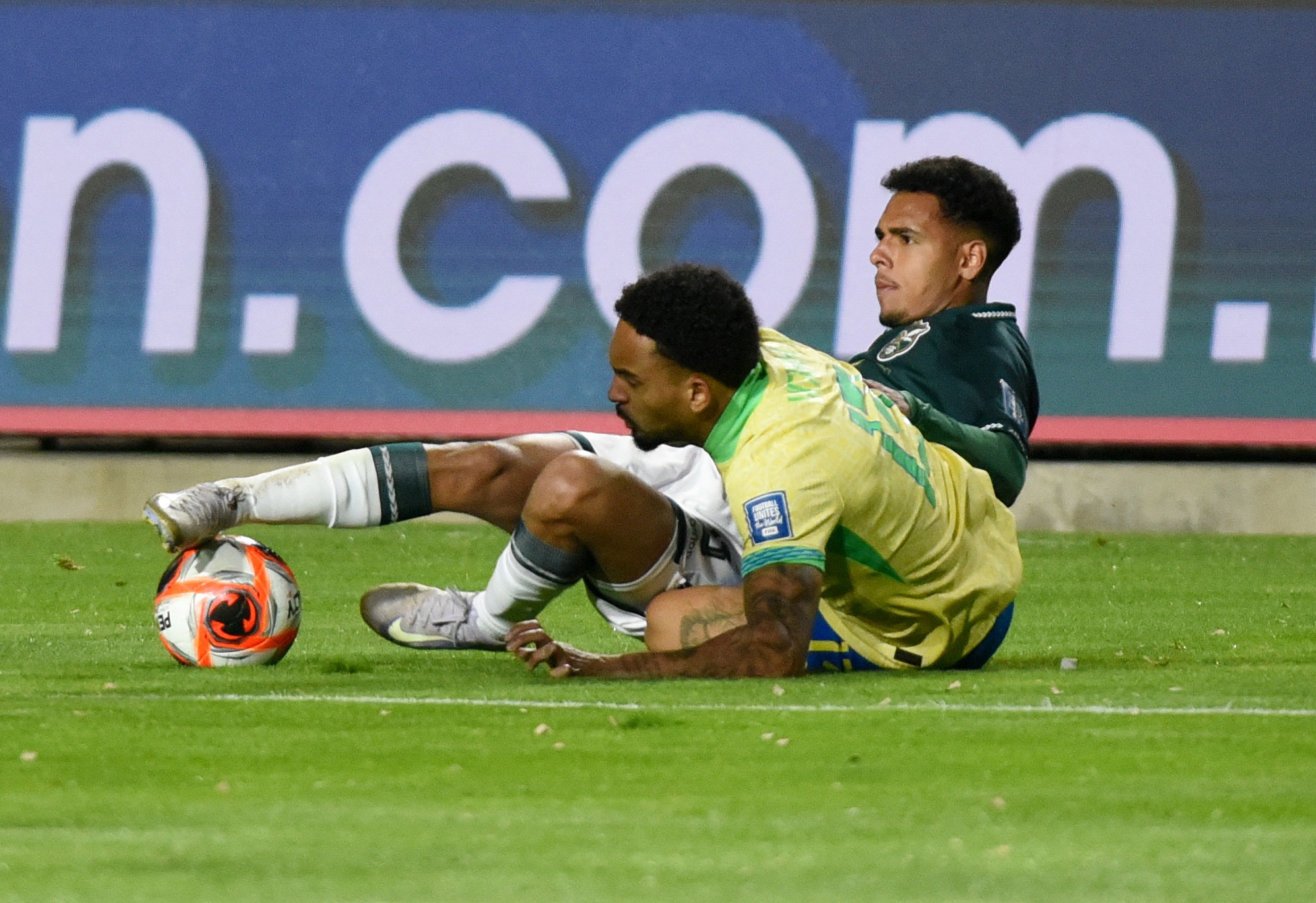 Brazil phơi bày sự thật sau vòng loại thảm họa