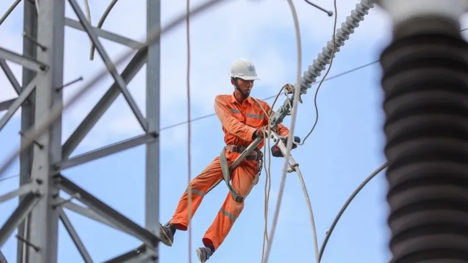 Giá điện Việt Nam cao hay thấp so với thế giới?