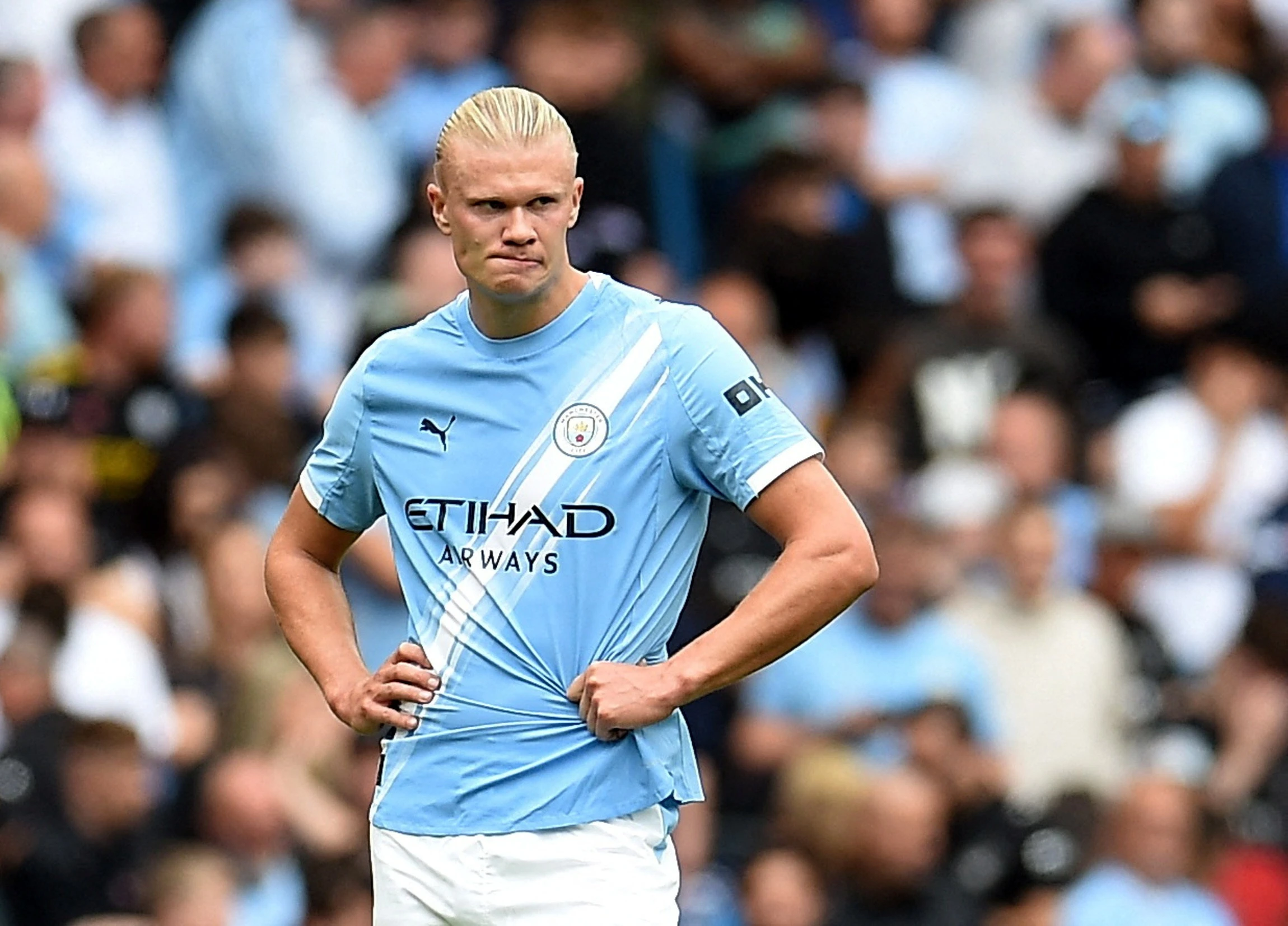 Pep Guardiola khen Haaland hay hơn Isak