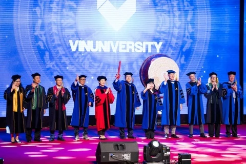 VinUni khai giảng khóa 6, ra mắt tân hiệu trưởng và các lãnh đạo