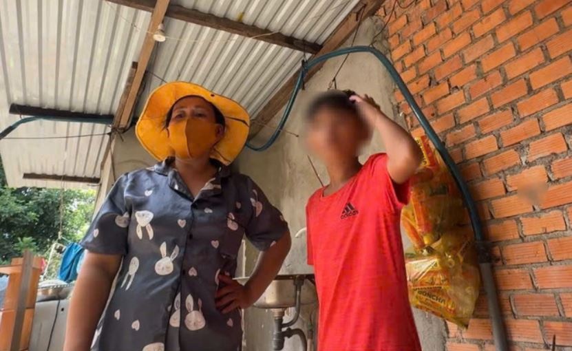 Bé trai hàng xóm kể việc cứu sống bạn trong thảm án ở Đắk Lắk