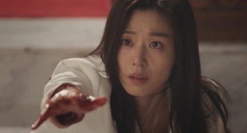 Vì sao phim có Jun Ji Hyun gây sốt?