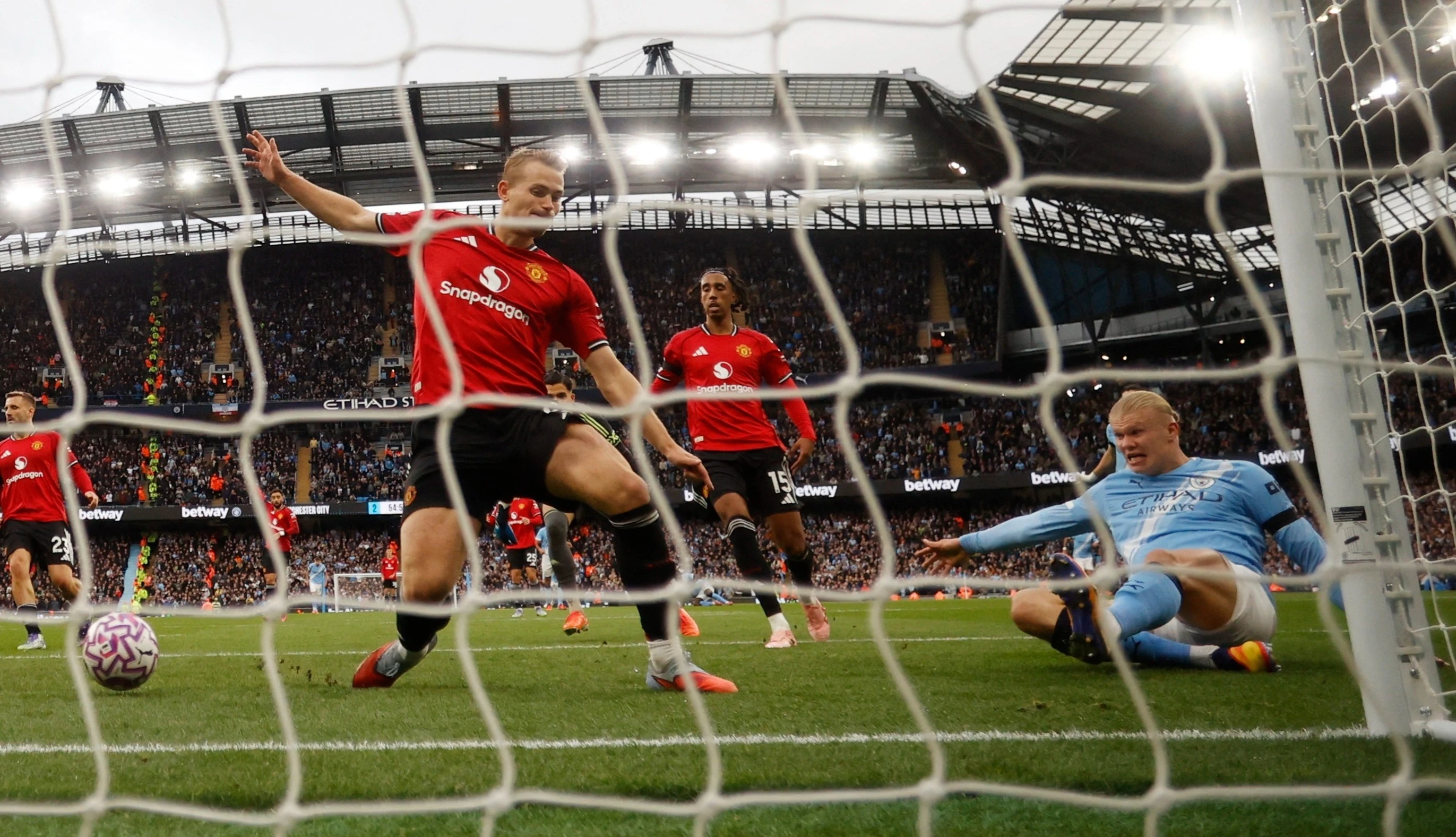 Thống kê thảm hại của MU