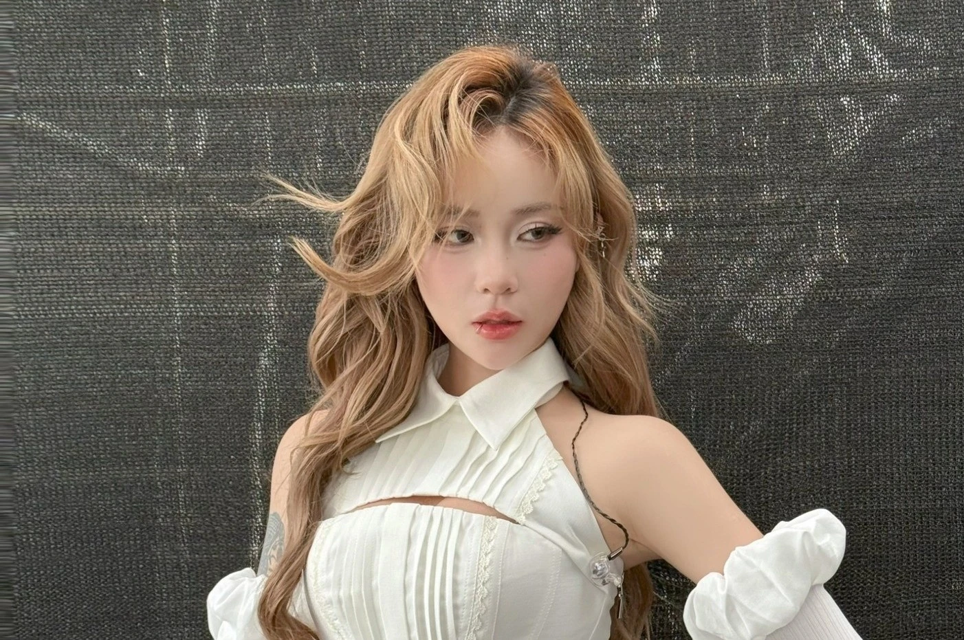 MisThy xin lỗi