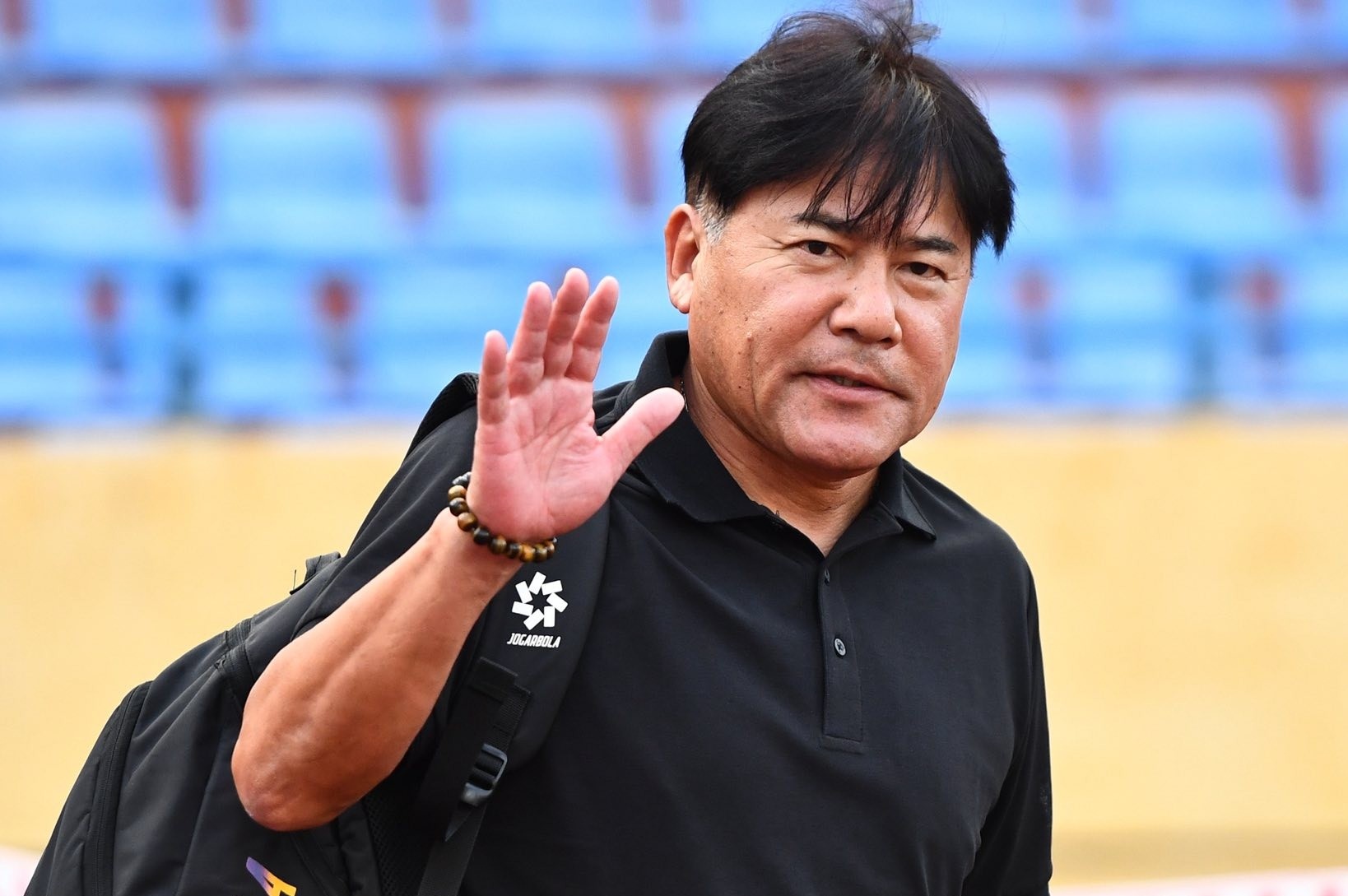 HLV đầu tiên mất việc ở V.League 2025/26