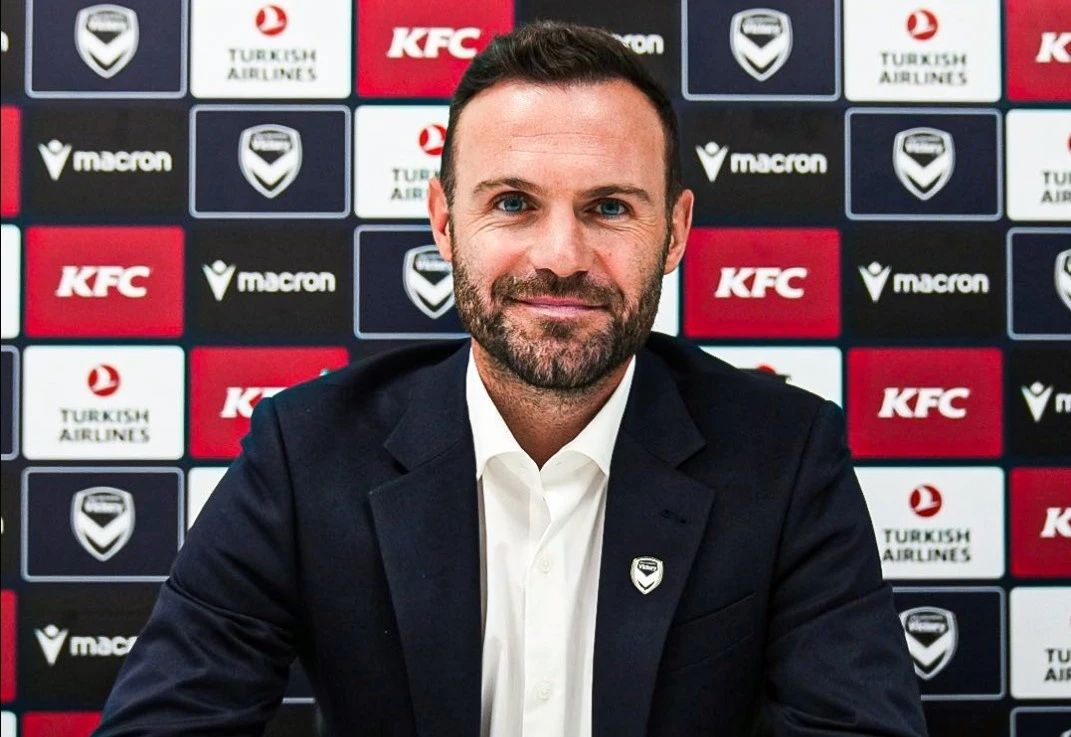 Mata có bến đỗ mới