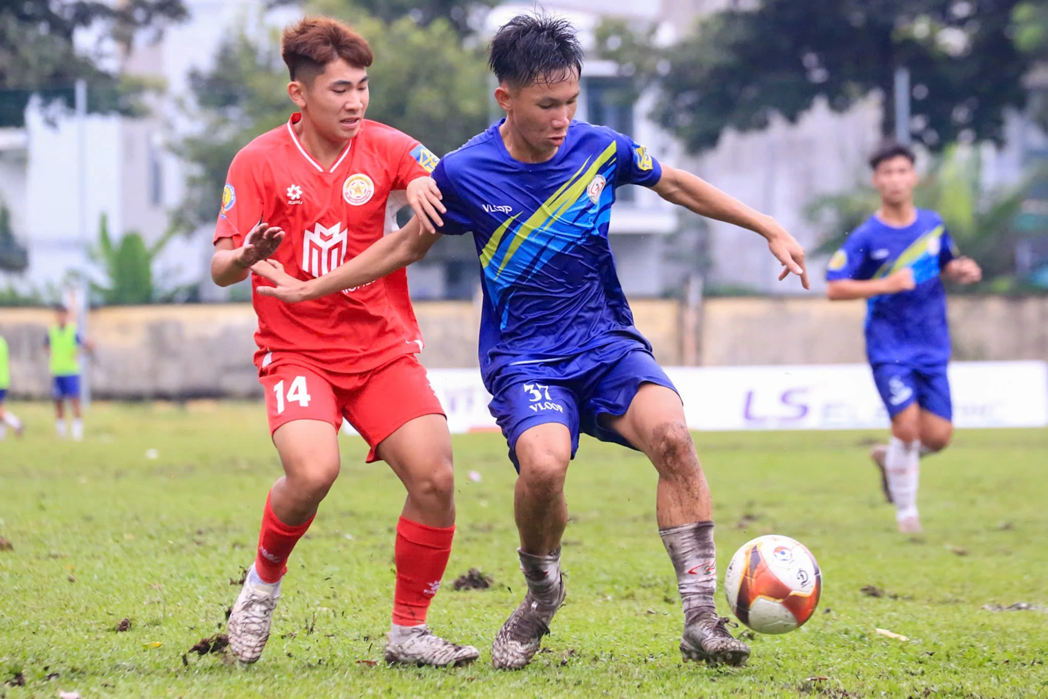 U17 PVF-CAND khẳng định sức mạnh, vé tứ kết gọi tên