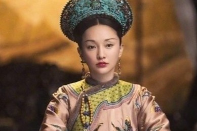 Châu Tấn bị công kích