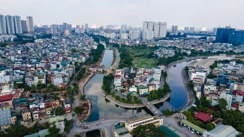 Hiện trạng 14 km hai bờ sông Tô Lịch