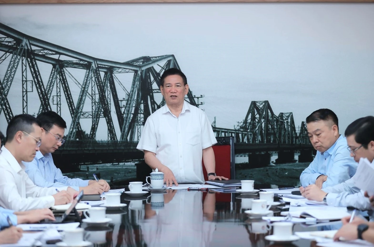 Phó thủ tướng: Mở ngay trang thông tin điện tử về giá vàng