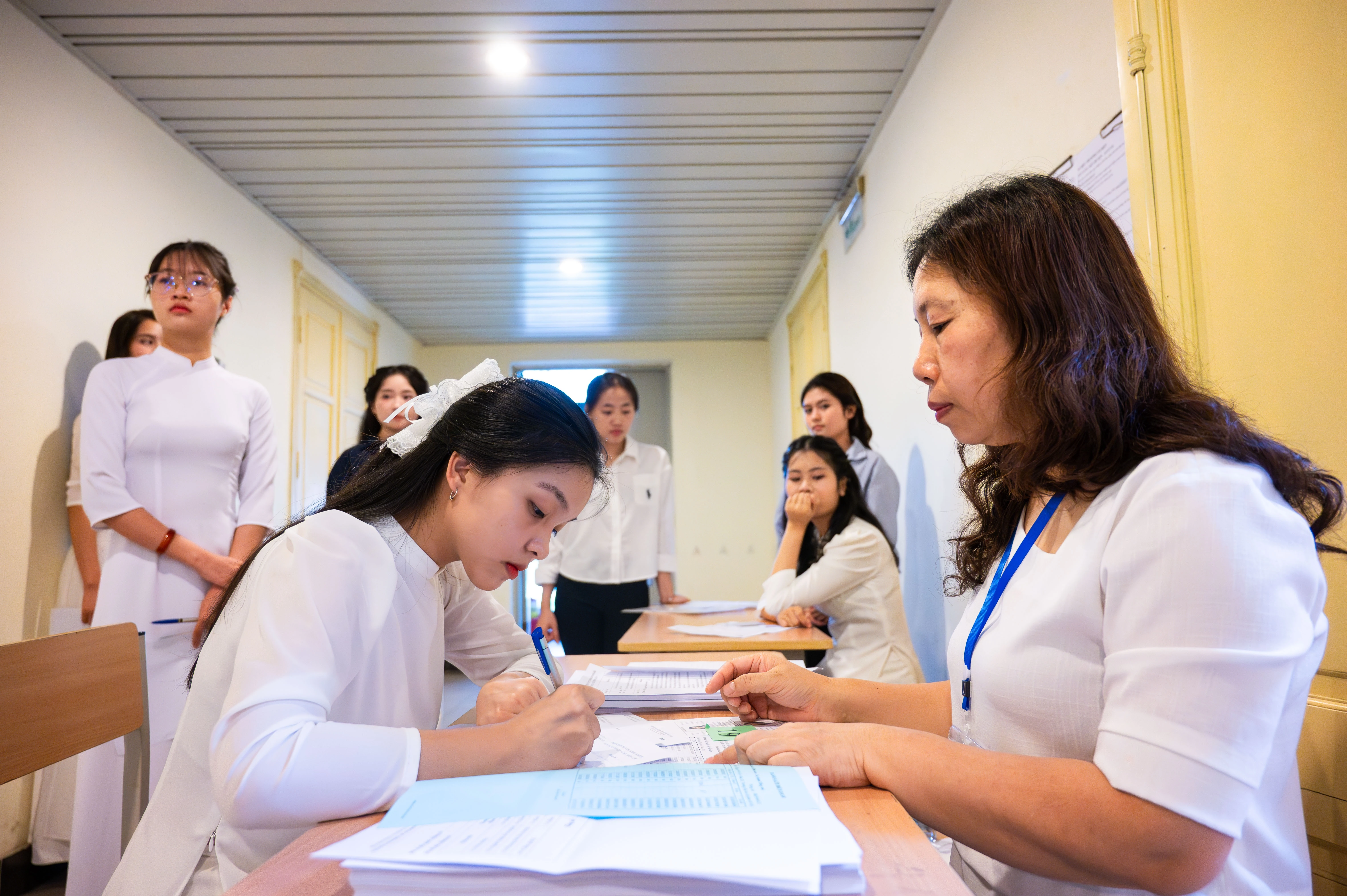 Loạt trường sư phạm tuyển bổ sung, điểm sàn lên tới 28