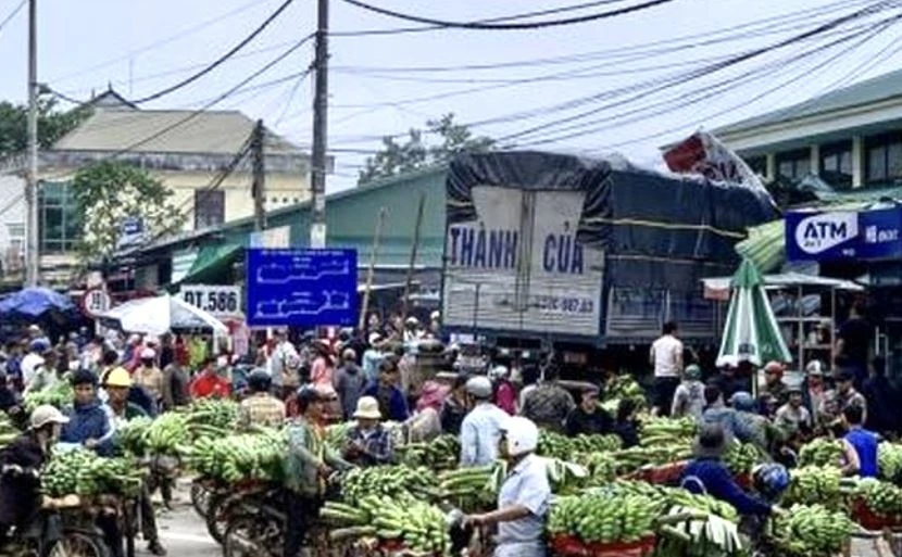 Nguyên nhân ban đầu vụ xe tải lao vào chợ chuối làm 3 người tử vong