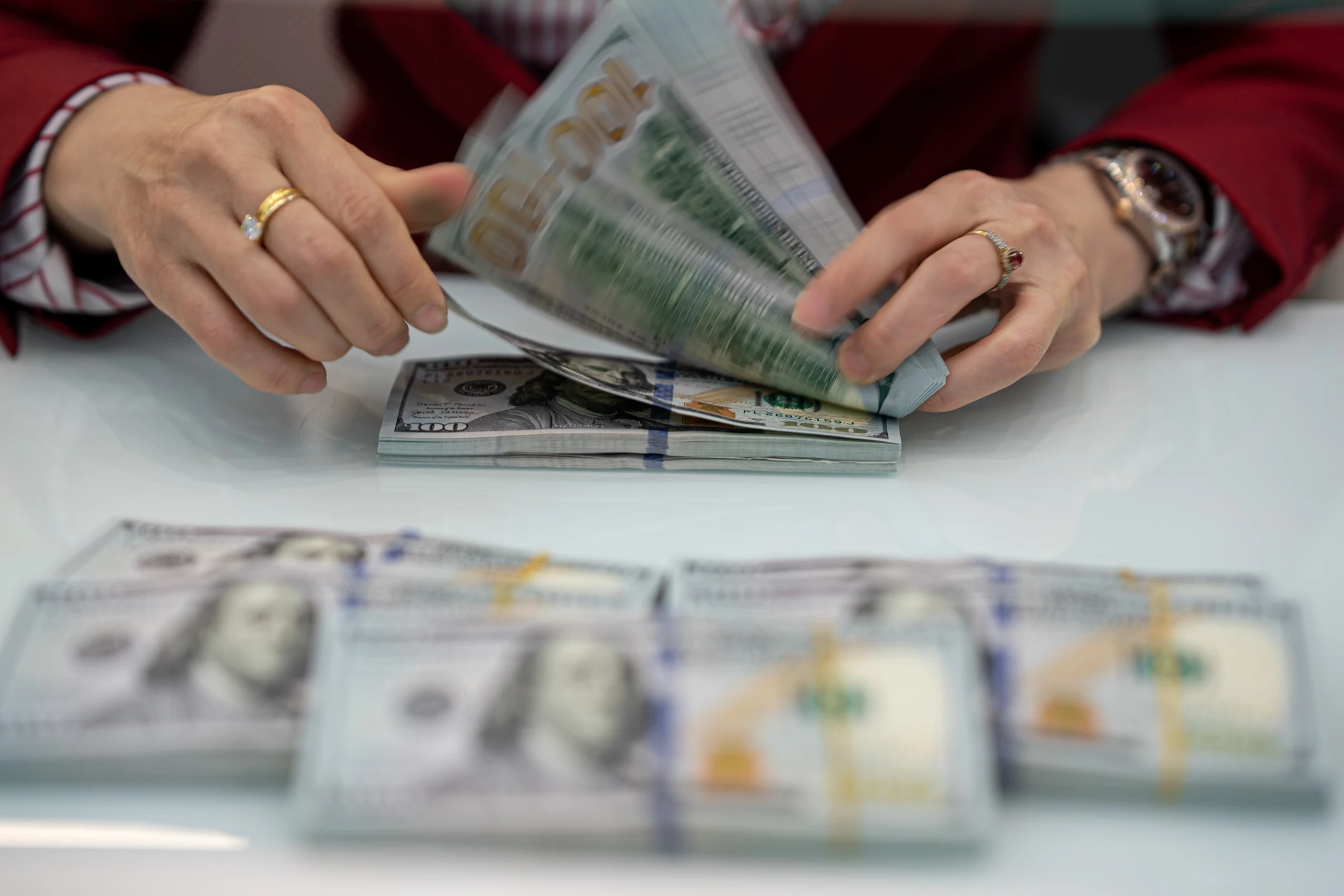 Fed giảm lãi suất, VND sẽ tăng giá từ cuối năm nay