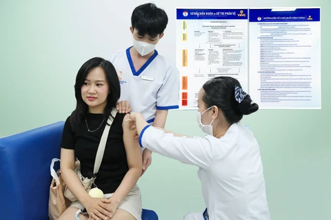 VNVC ra mắt vaccine 4 trong 1 phòng sởi, quai bị, rubella, thủy đậu