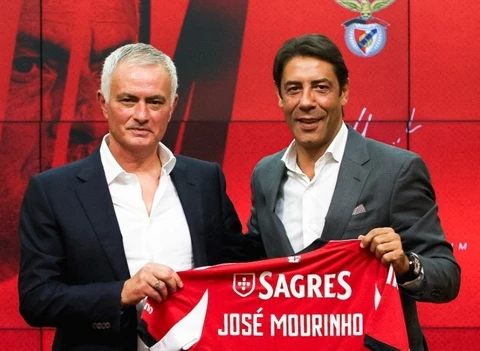 Điều khoản kỳ lạ trong hợp đồng của Mourinho