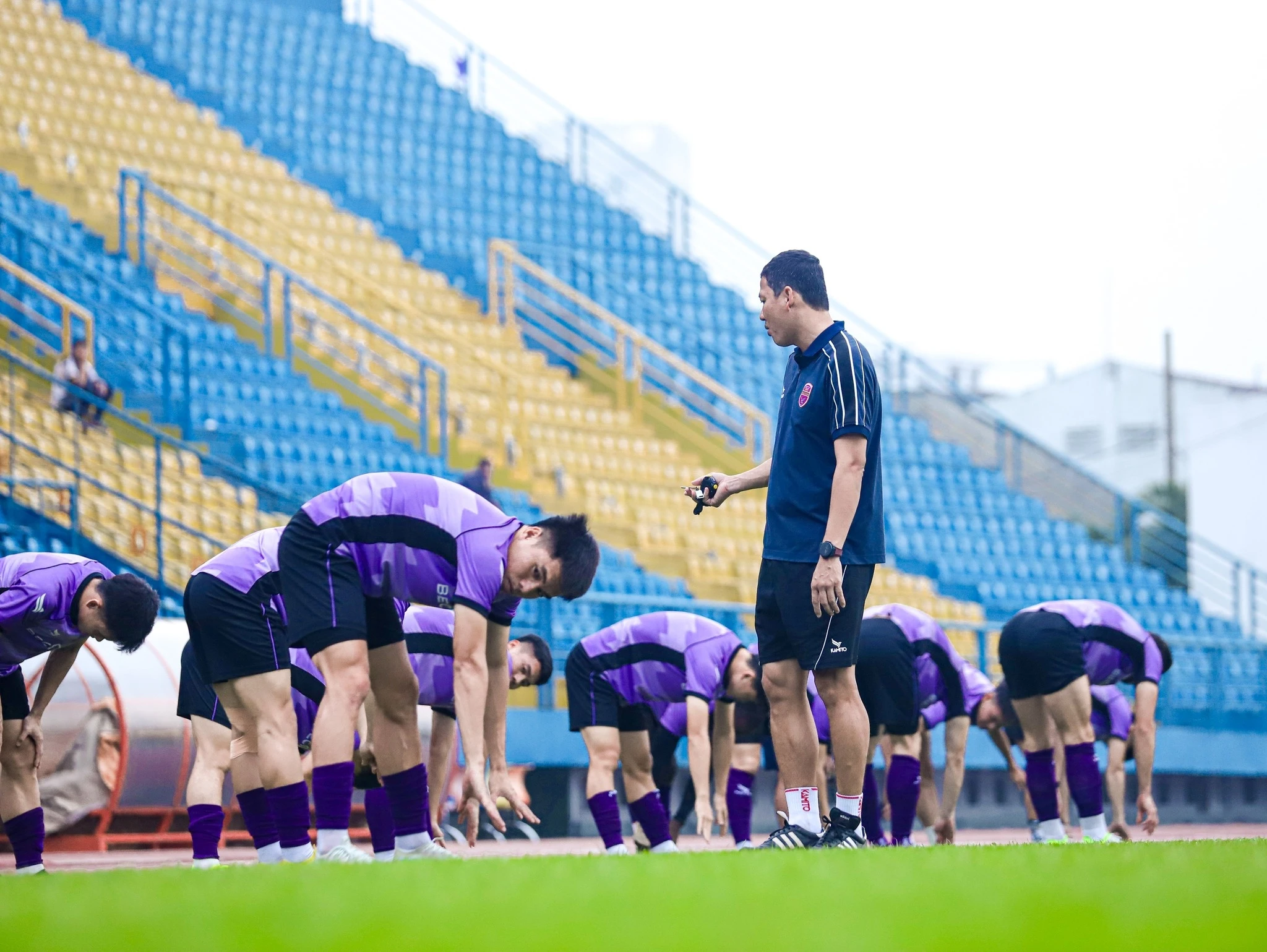 Becamex TP.HCM sẽ đá ‘chấp Tây’ ở V.League