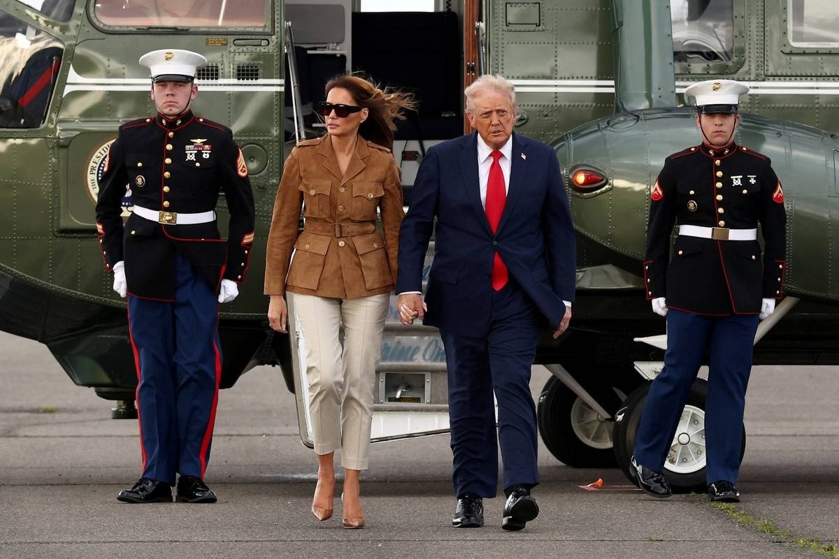 Trực thăng chở ông Trump gặp sự cố, phải hạ cánh khẩn cấp