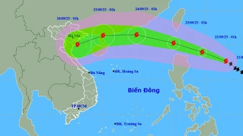 Bão RAGASA có khả năng mạnh thêm, di chuyển theo hướng Tây Tây Bắc
