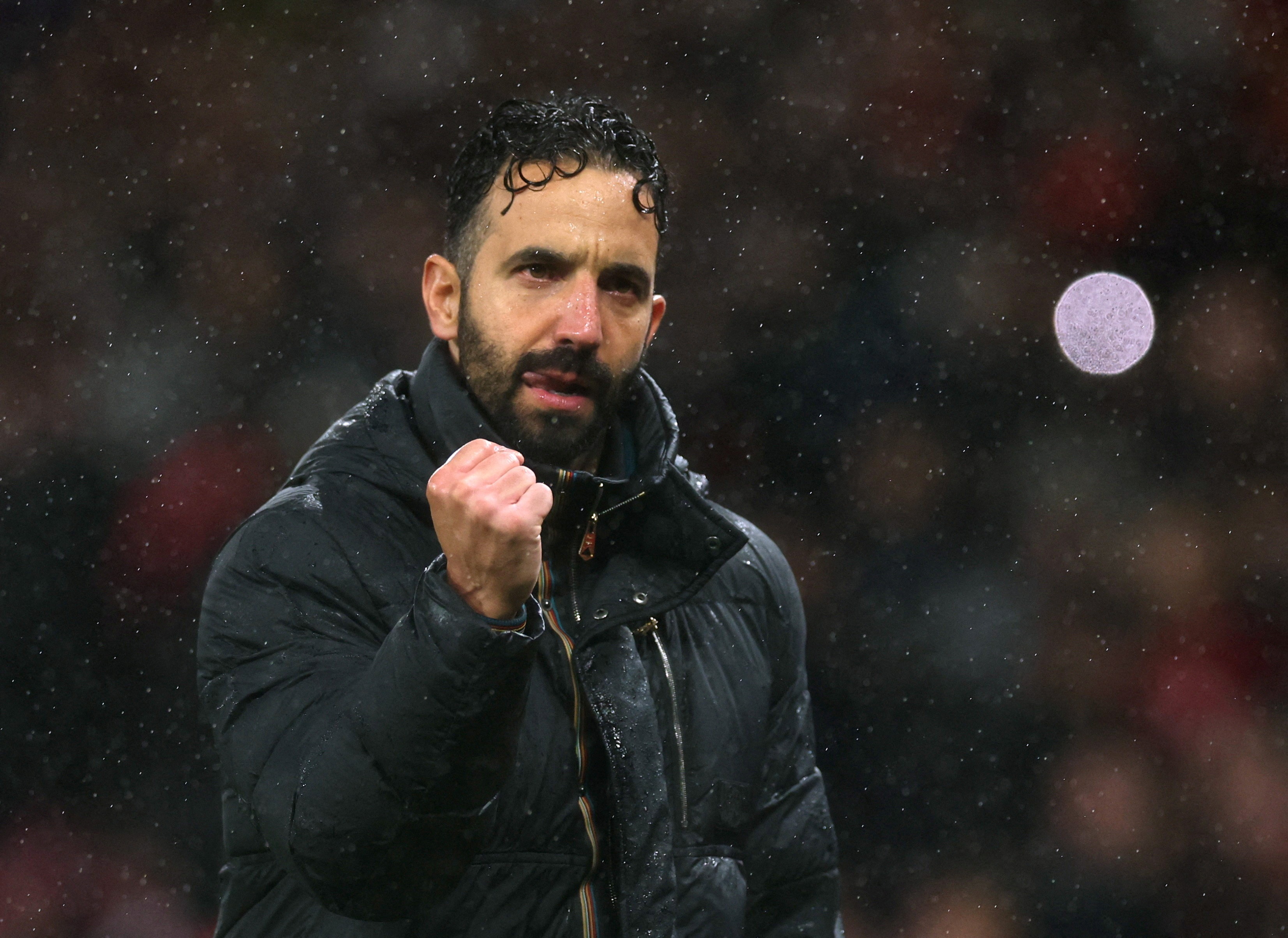 Amorim cảnh báo MU