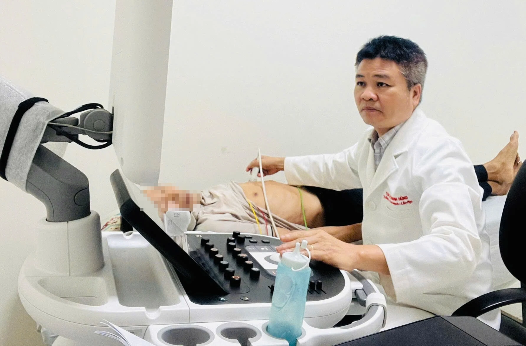 Một căn bệnh trẻ hóa, quật ngã nhiều người dưới 40