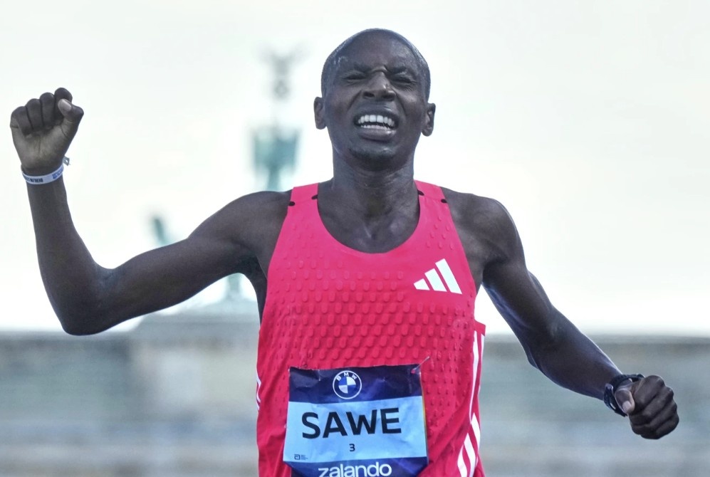 Sawe lỡ hẹn kỷ lục marathon thế giới vì thời tiết