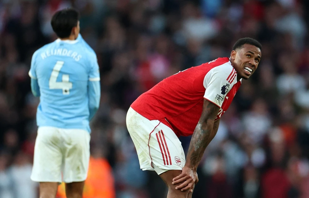 Arsenal thừa bản lĩnh, thiếu quyết liệt