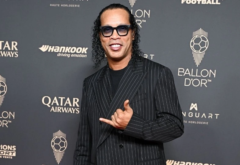 Dàn huyền thoại chứng kiến kỳ tích của Dembele