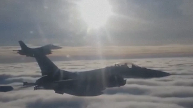 Ukraine công bố video chiến đấu cơ F-16 bắn hạ UAV Nga