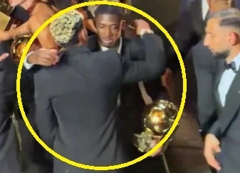 Hành động đẹp của Yamal khi Dembele giành Quả bóng vàng