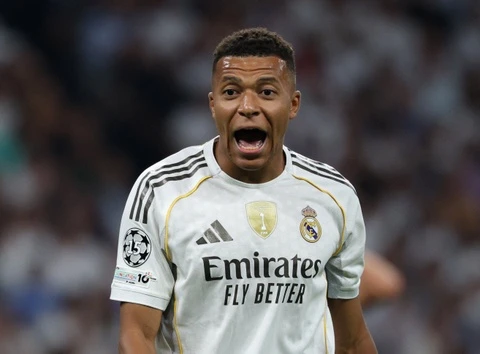 Phản ứng của Mbappe khi Dembele giành Quả bóng vàng