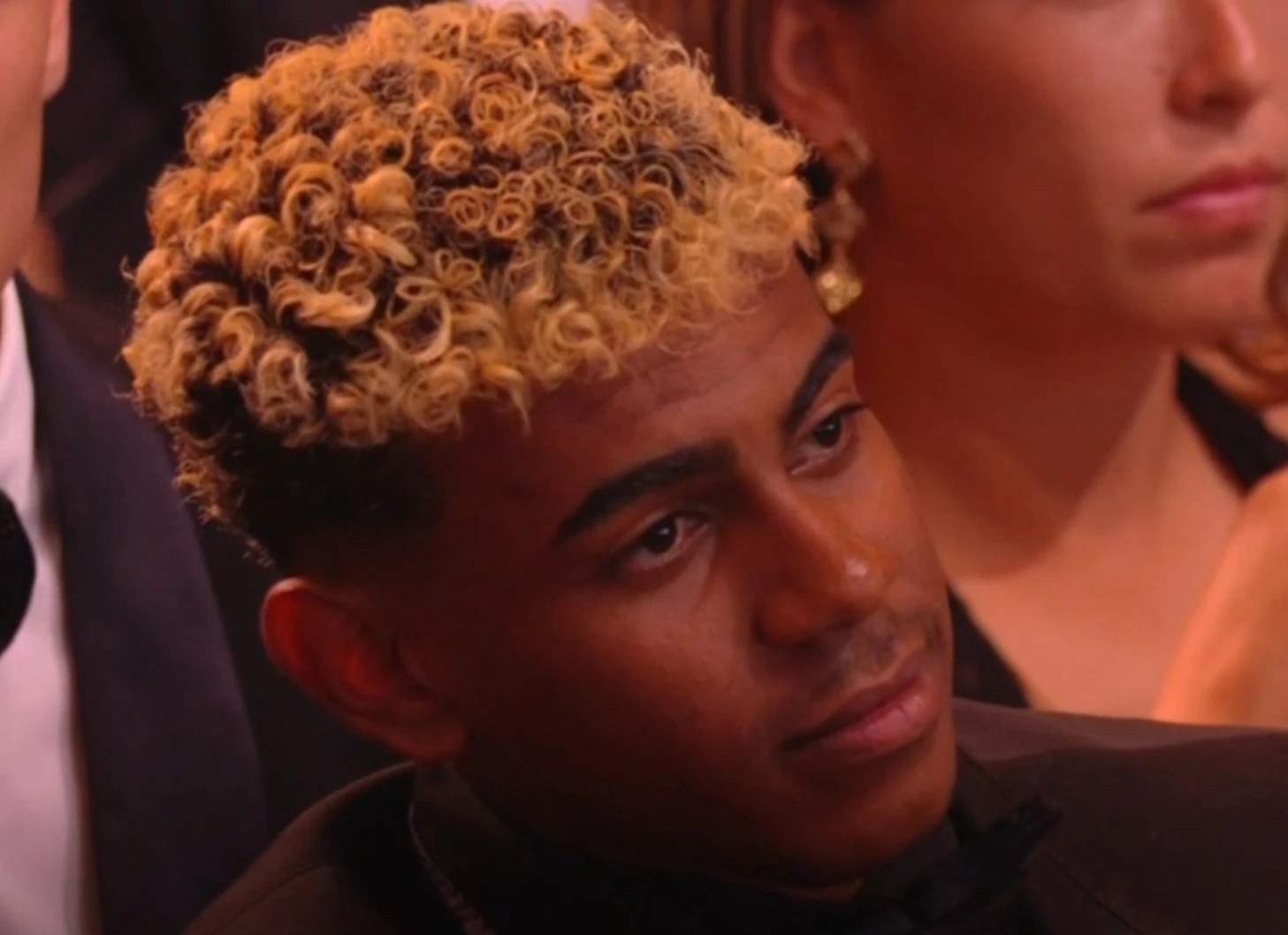 Phản ứng của Yamal khi để mất Quả bóng vàng