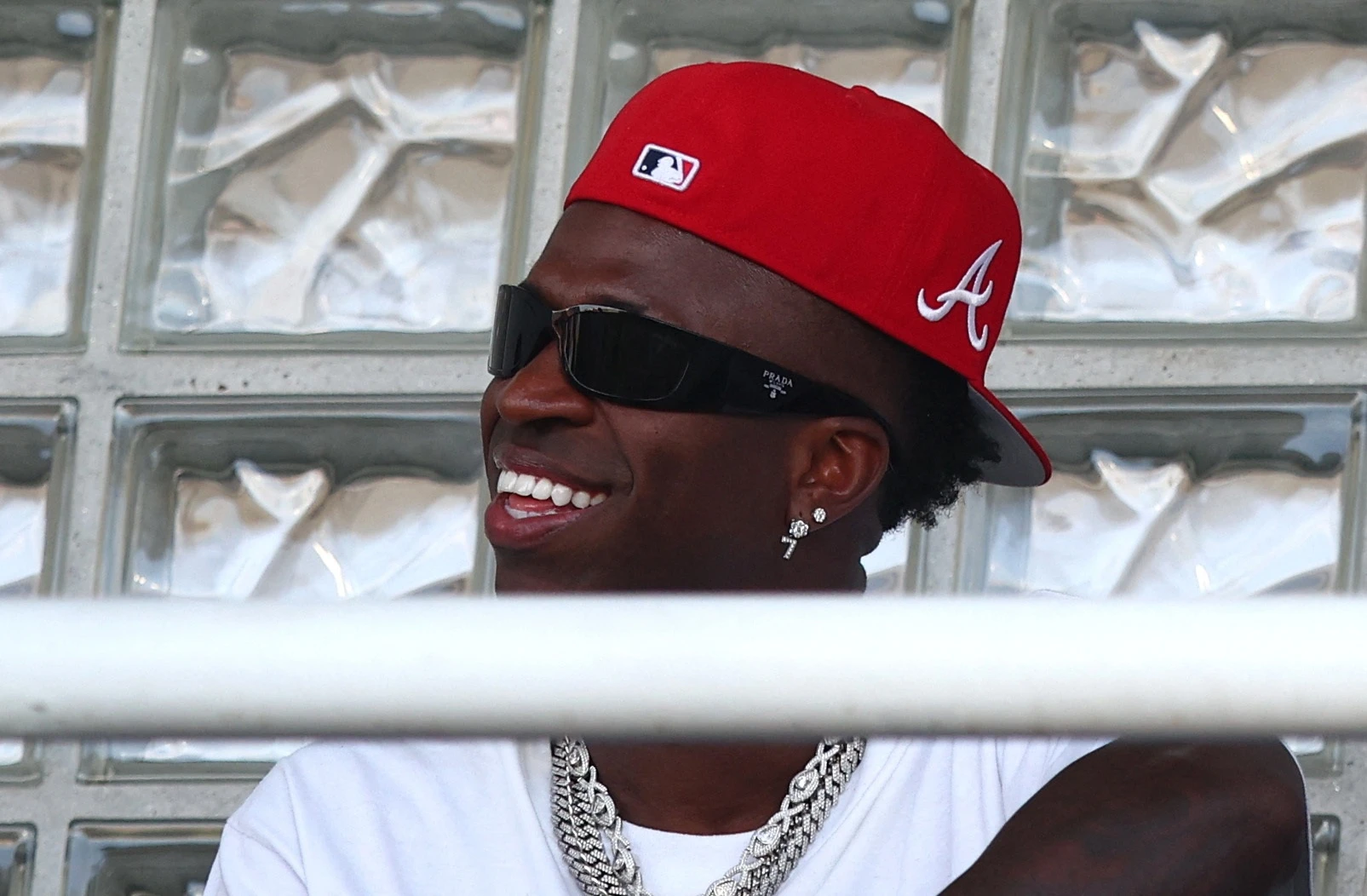 Vinicius và phản ứng đầu tiên sau cú trượt dài ở Quả bóng vàng