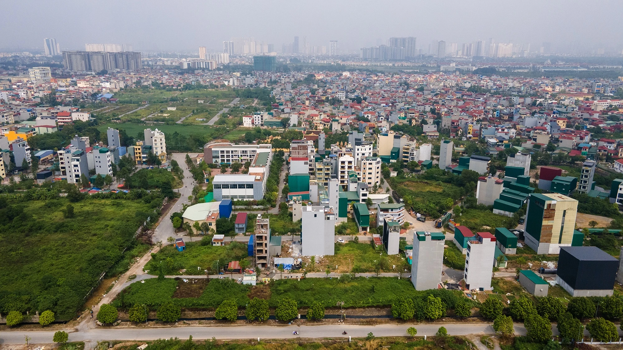 Đất ven đô chạm mốc 200 triệu/m2, căn hộ nhiều nơi vượt 150 triệu/m2