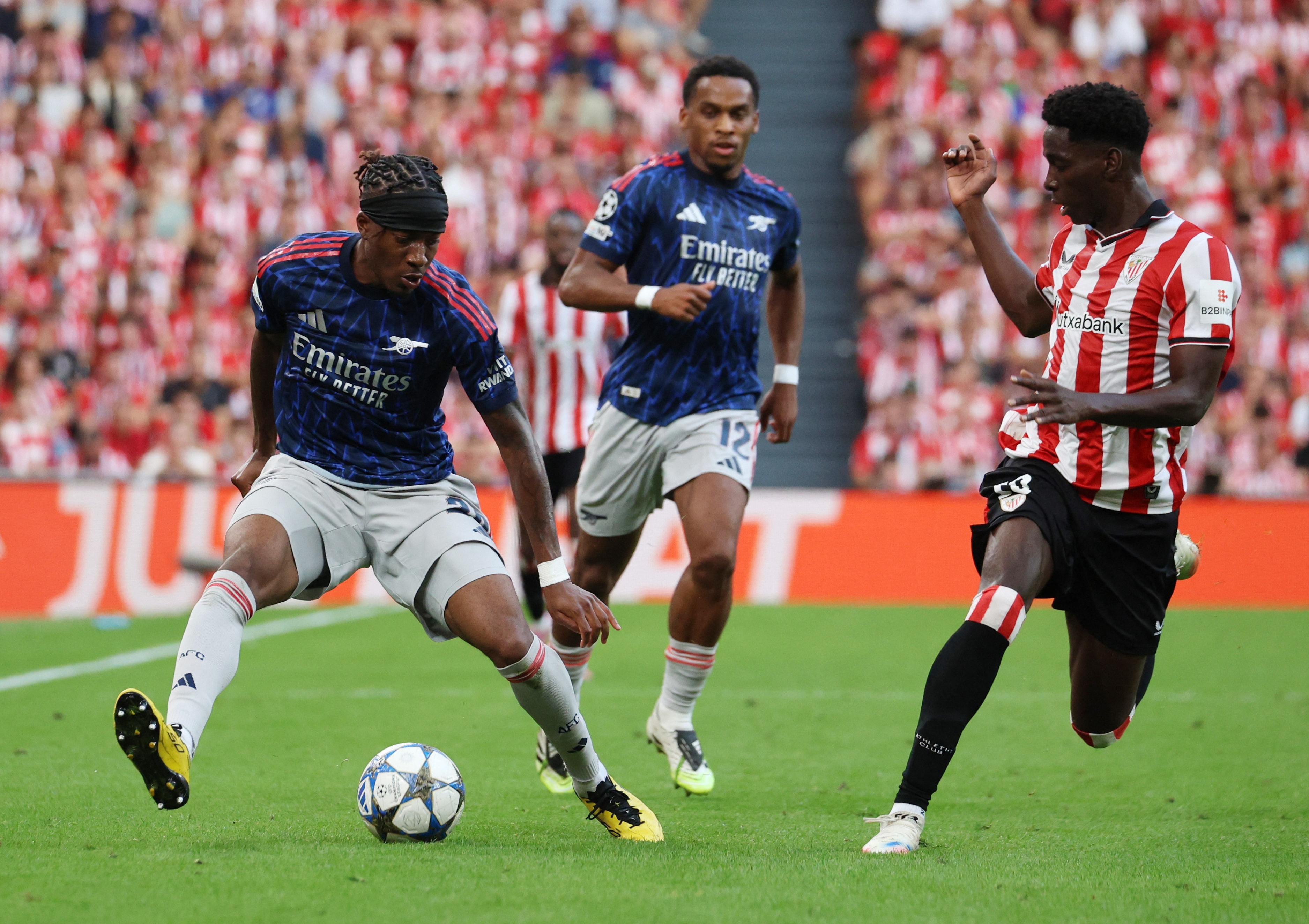 Arsenal đón tin dữ