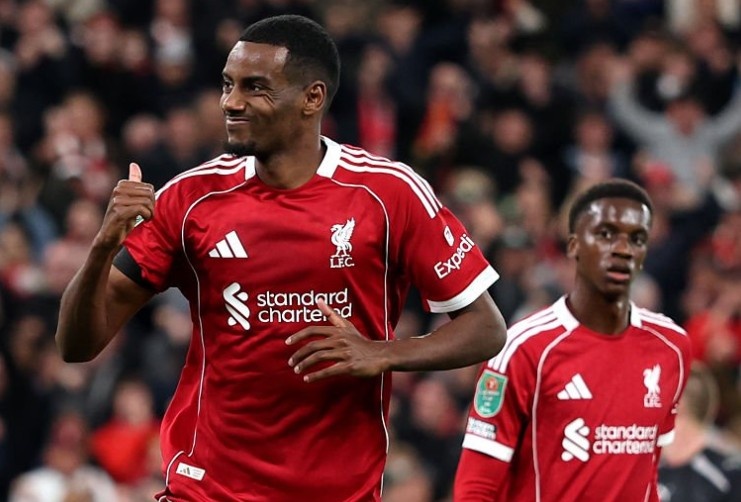 Tân binh 145 triệu euro ghi bàn đầu tiên cho Liverpool