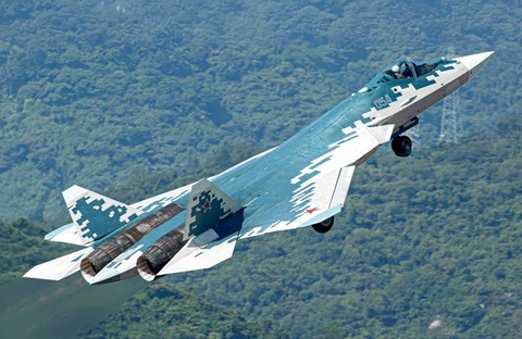 Ấn Độ cân nhắc chế tạo 'bóng ma bầu trời' Su-57 của Nga