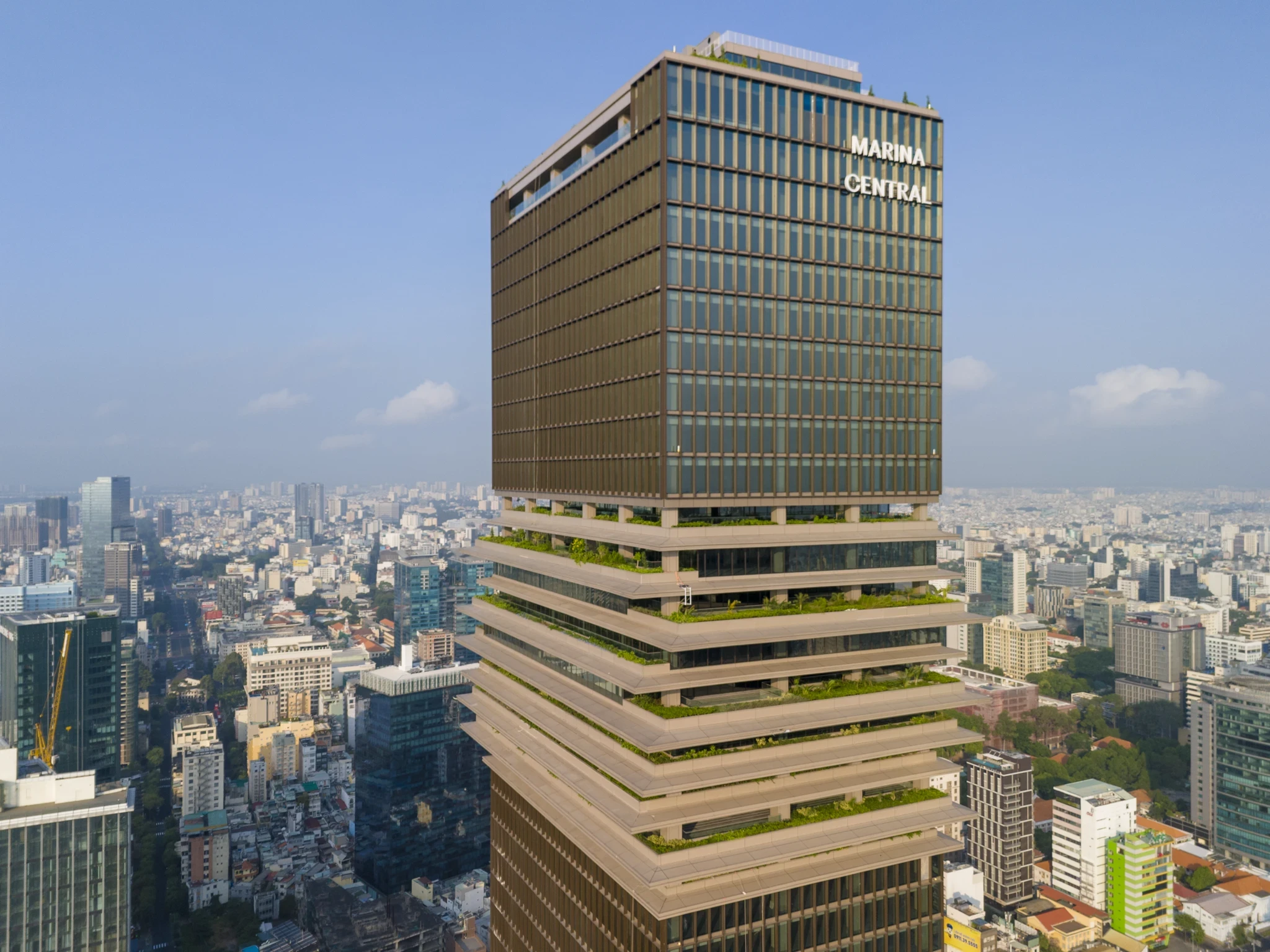 Chủ tòa tháp cao thứ 3 TP.HCM lỗ đậm