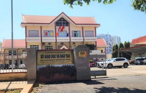 Đắk Lắk chỉ đạo 3 vụ ‘nóng’ ngành giáo dục khiến dư luận ‘dậy sóng’