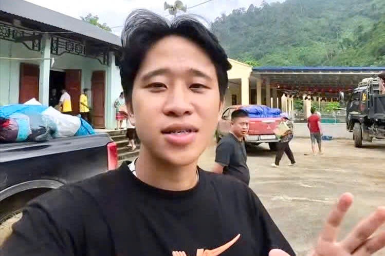 TikToker 'Hà và Việt Nam' bị Công an tỉnh Thanh Hóa tạm giữ hình sự