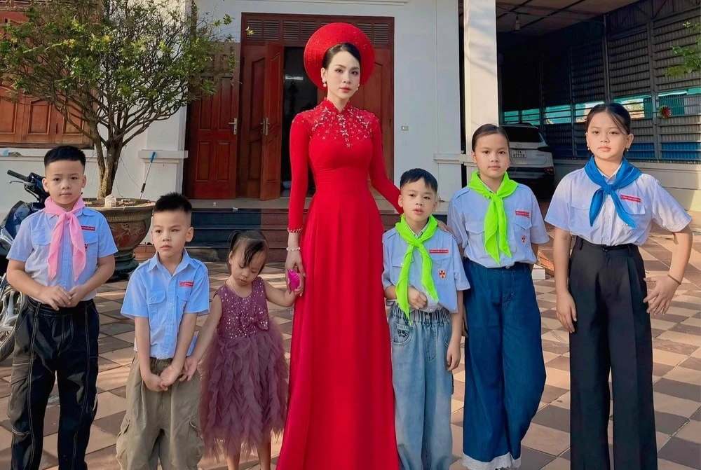 Mẹ ở Nghệ An sinh 6 lần trong 8 năm, tiền nuôi con 60 triệu/tháng