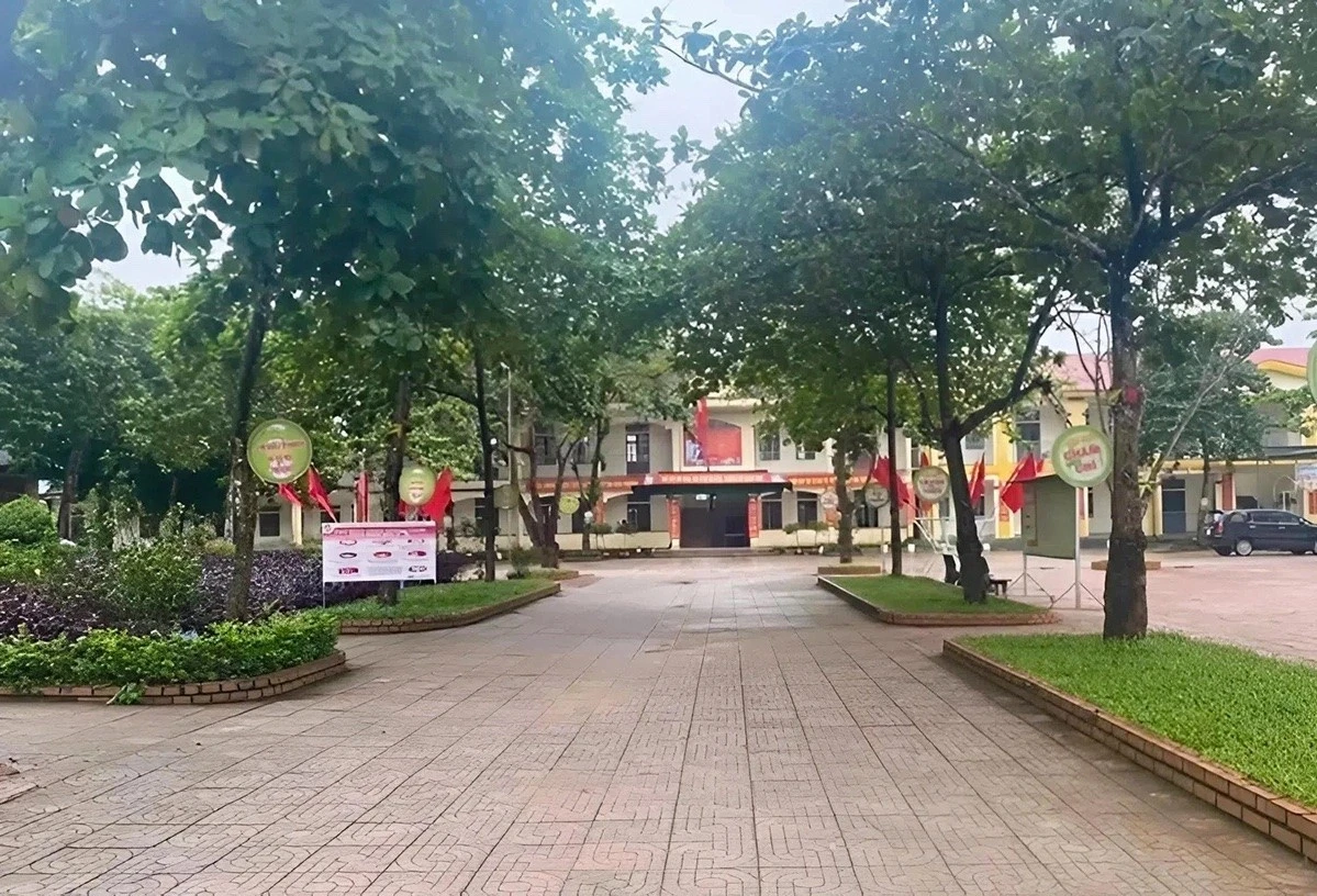 Nữ sinh nhập viện vì bị bạn nam cùng lớp đánh liên tiếp vào đầu